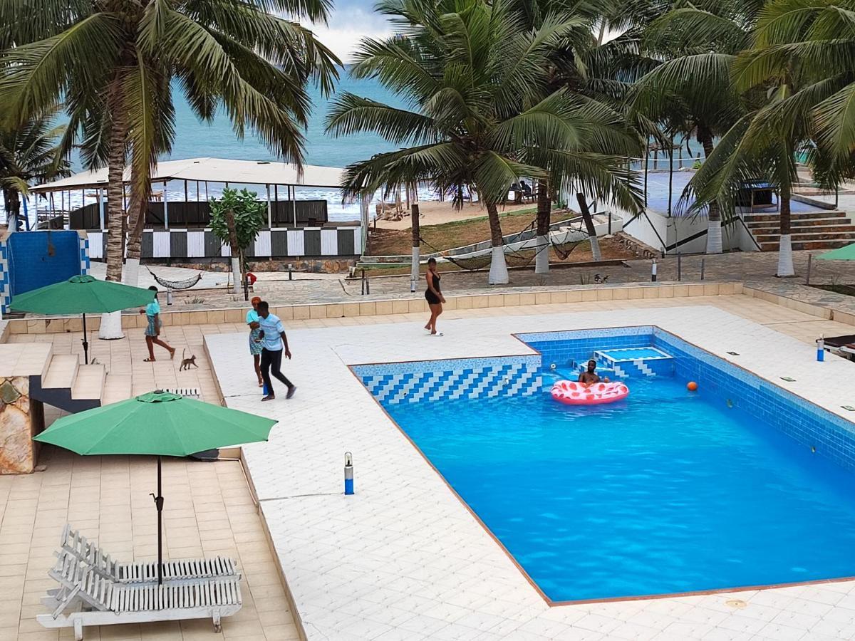 Ellisa Hospitality And Spa Hotel Accra Buitenkant foto