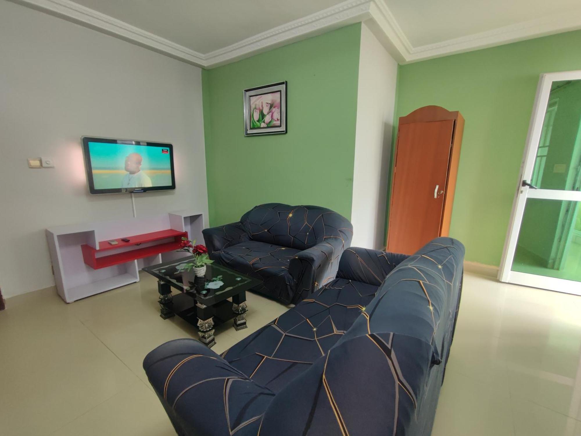 Ellisa Hospitality And Spa Hotel Accra Buitenkant foto