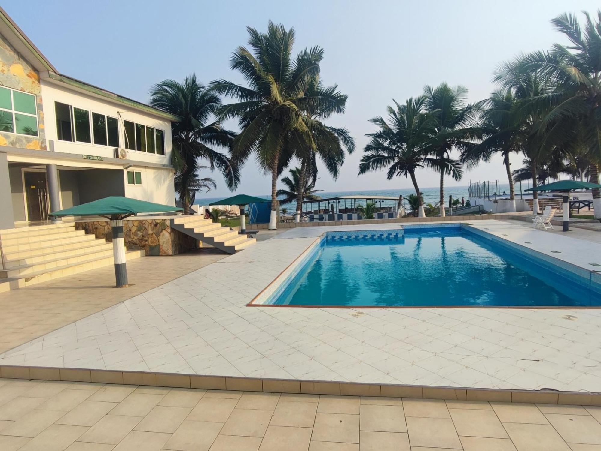 Ellisa Hospitality And Spa Hotel Accra Buitenkant foto