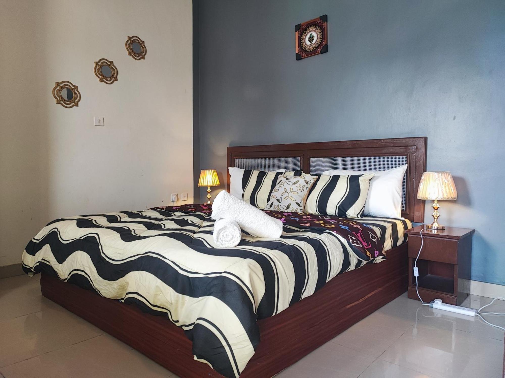 Ellisa Hospitality And Spa Hotel Accra Buitenkant foto