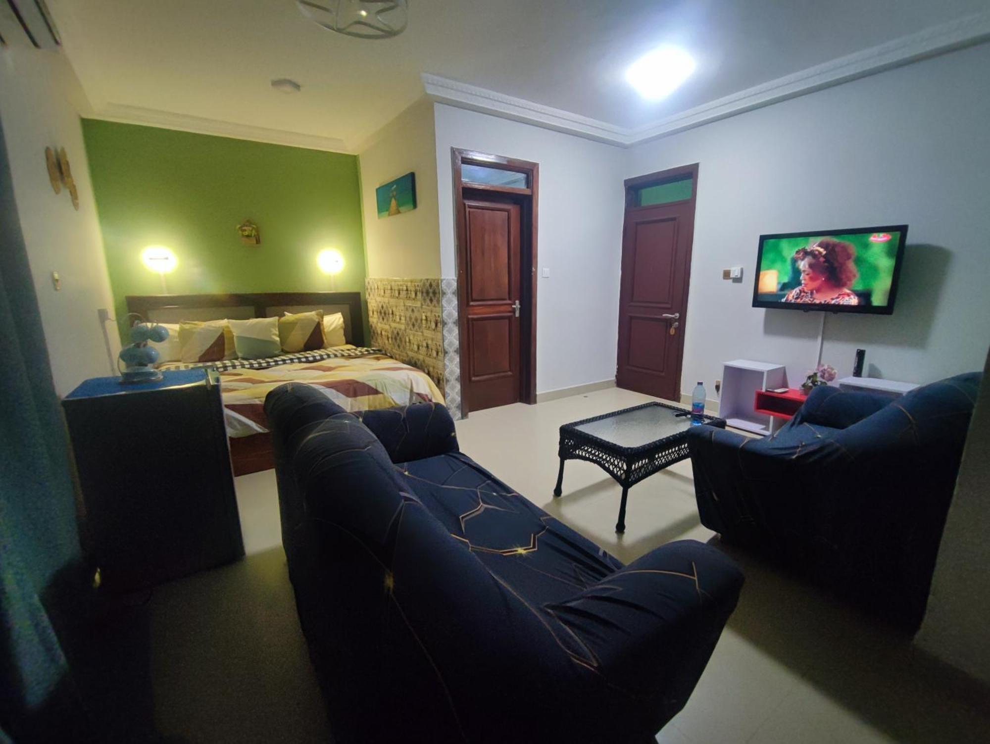 Ellisa Hospitality And Spa Hotel Accra Buitenkant foto