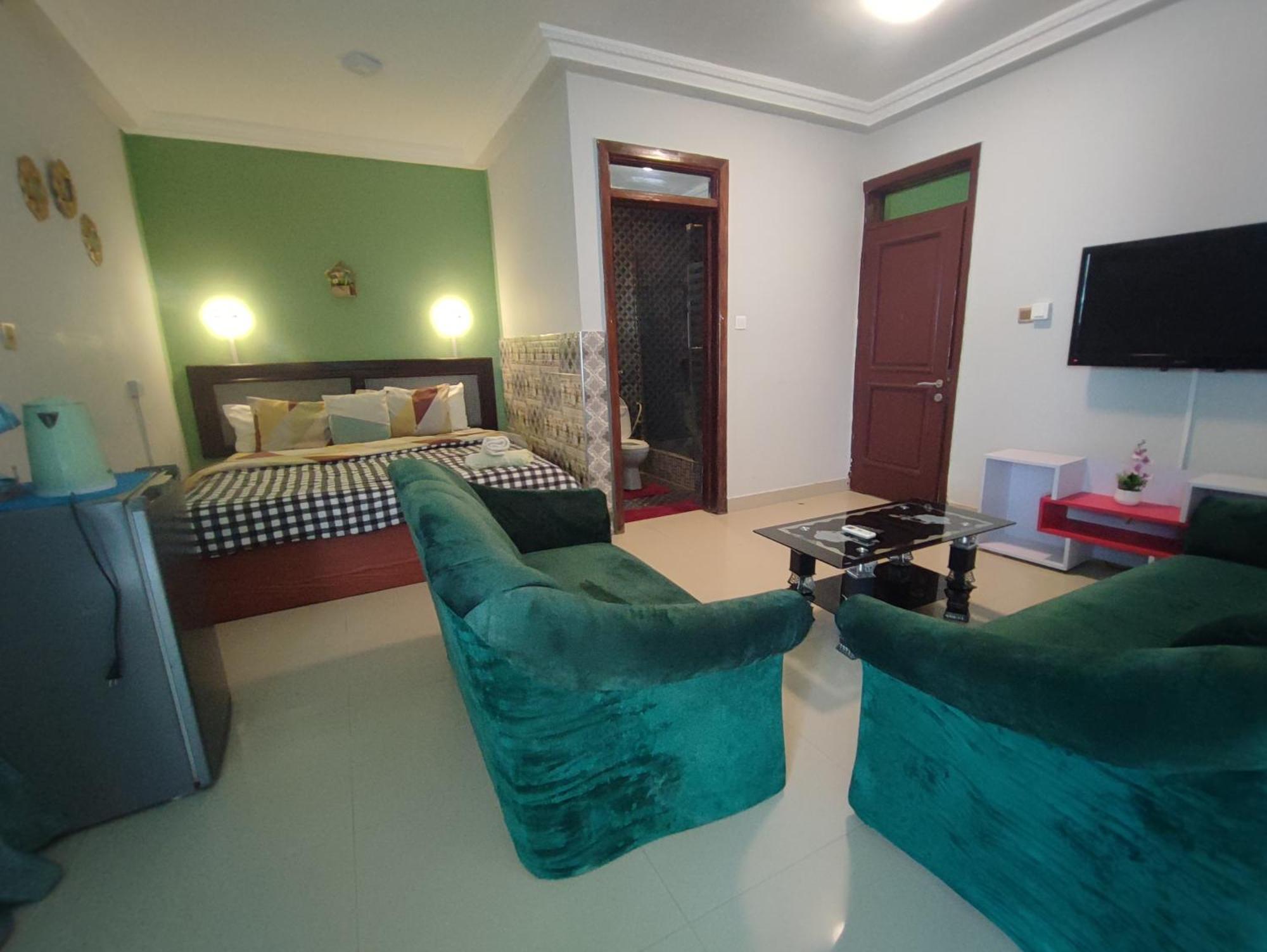 Ellisa Hospitality And Spa Hotel Accra Buitenkant foto